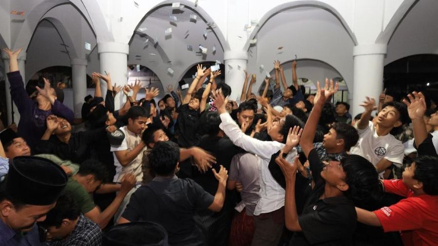 FOTO: Ragam Tradisi Maulid Nabi di Sejumlah Daerah Indonesia