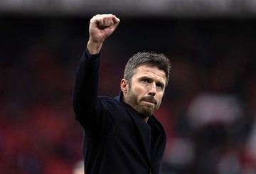 MU Tidak Belanja Besar, Carrick Kalem