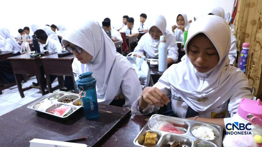 Pembenahan MBG 2 Tahun Prabowo: Skema Insentif Baru dan Sistem Prasmanan