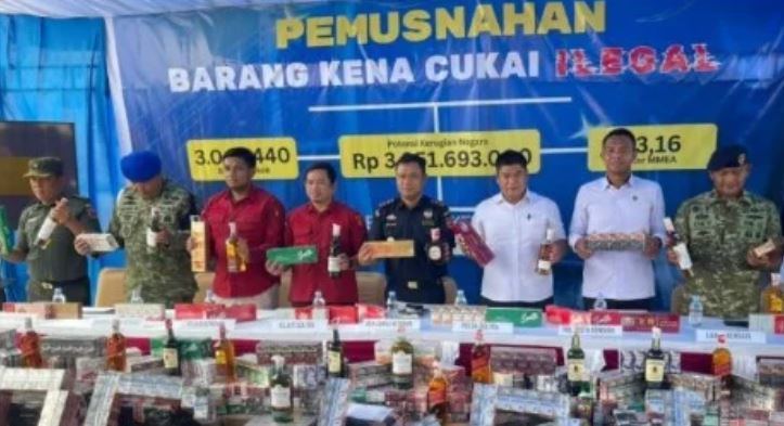 Bea Cukai Kendari Musnahkan 3 Juta Batang Rokok Ilegal, Nilainya Tembus Rp4,55 Miliar!