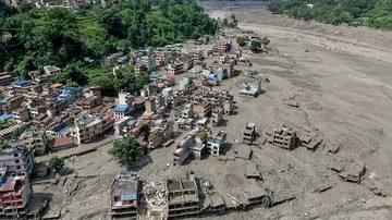 Kesaksian Pilot Lihat Ngerinya Banjir Bandang Dahsyat Terjang Nepal
