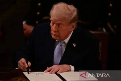 Trump: Penggantian nama Danau Ontario 'disahkan' di Apple dan Google