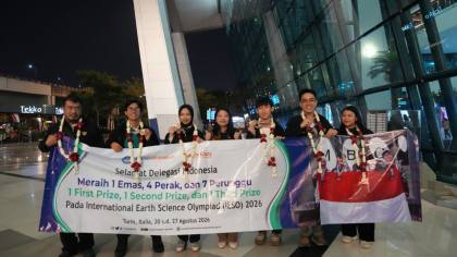 Hasil Binaan Kemendikdasmen, Pelajar Indonesia Raih 12 Medali dan Tiga Penghargaan YoRI pada IESO 2026