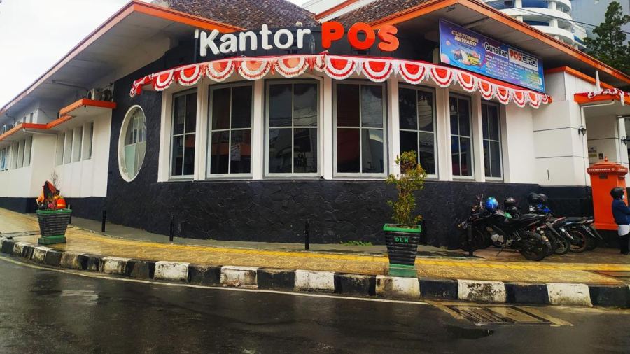 Respons Pos Indonesia Usai Fitch Turunkan Peringkat Obligasi Jadi Default