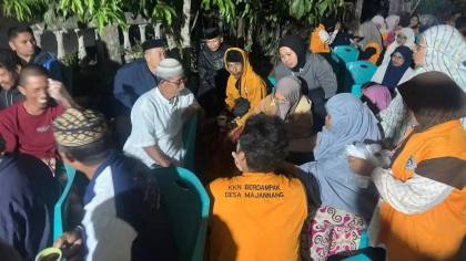 Mahasiswa KKN UNM Ajarkan Warga Majannang Olah Sekam Padi Jadi Briket Bernilai Ekonomi