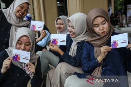 Perempuan perlu jalani tes kesehatan penting sesuai kelompok usia