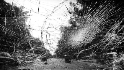 Belajar Tahu Jaga Jarak Aman, Berkaca Maung Ringsek Dihantam Bus