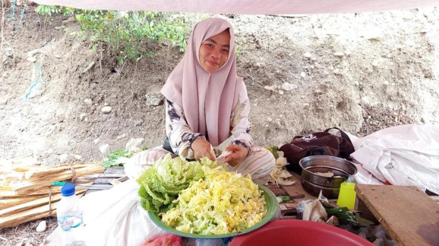 Rubiyati, Santri 14 Tahun yang Pilih Tinggal di Posko, Tak Pulang Demi Masak untuk Relawan, Pota-NTT 