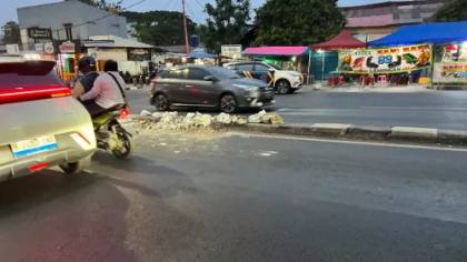 Erupsi Anak Krakatau: Hujan Abu Guyur Serang, Warga Keluhkan Mata Perih