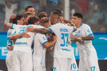 Napoli awali kompetisi dengan tundukkan Genoa 2-0