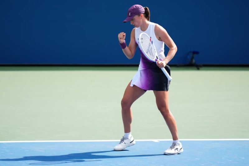 Swiatek atasi perlawanan kuat Bouzkova untuk maju ke 16 besar US Open