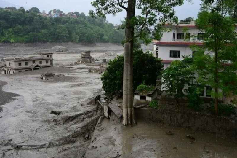 261 wisatawan asing diselamatkan pascabanjir bandang Nepal