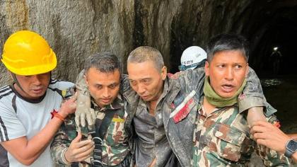 Keajaiban di Nepal, 2 Korban Ditemukan Selamat 10 Hari Pasca Banjir Bandang