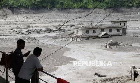 Korban Tewas Banjir Nepal-China 1.280 Orang, 5.260 Belum Ditemukan