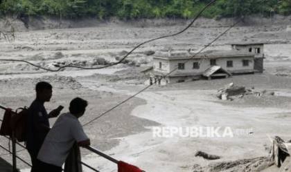 Korban Tewas Banjir Nepal-China 1.280 Orang, 5.260 Belum Ditemukan