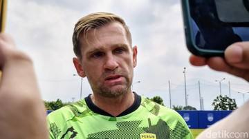 Persib Main 3 Laga Tandang Beruntun di Awal Musim, Igor Tolic Pasrah