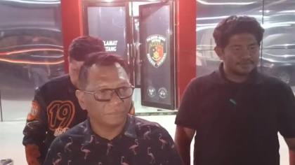 SF, Istri Plt Sekda Gowa Dilaporkan Andy Azis Peter Gegara Repost Status