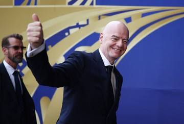 Eto'o Bela Presiden FIFA Gianni Infantino