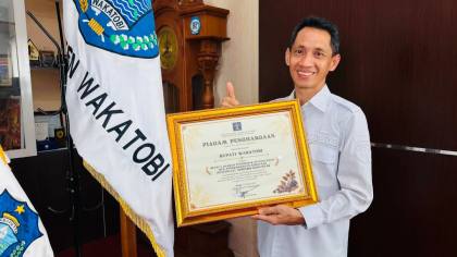 Bupati Wakatobi Raih Penghargaan Kepala Daerah Penggerak Perlindungan dan Pengembangan Hak Intelektual