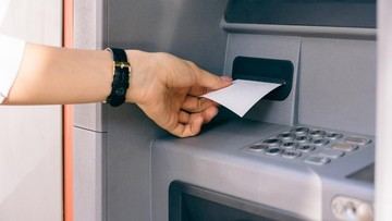 Polisi Ringkus Sindikat Ganjal ATM Pakai Tusuk Gigi di Jakbar