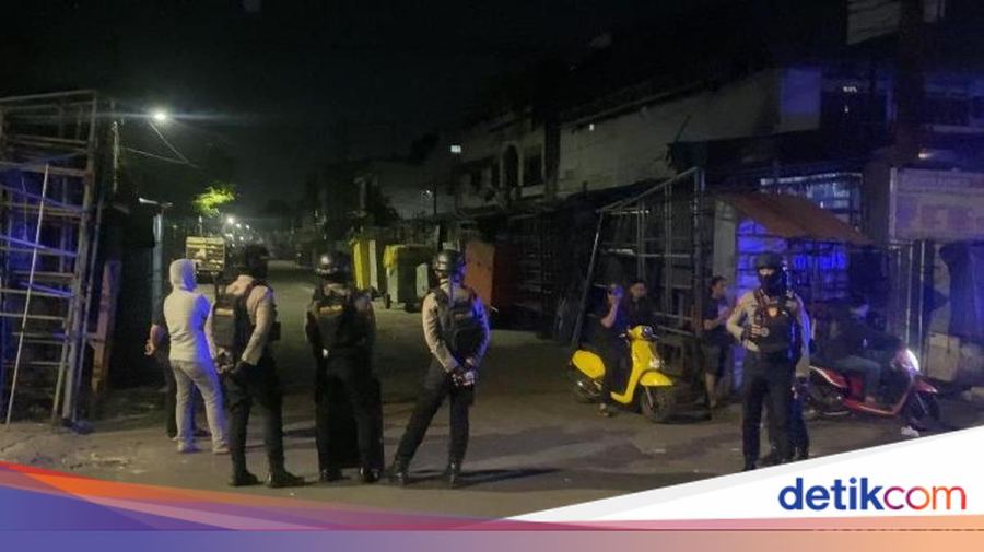 Bentrok Geng Motor Vs Warga di Pasar Senggol Makassar, Polisi Bubarkan