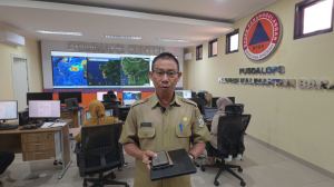 Gunung Kerinci Masih Waspada, Asap Putih dari Kawah Bukan Erupsi