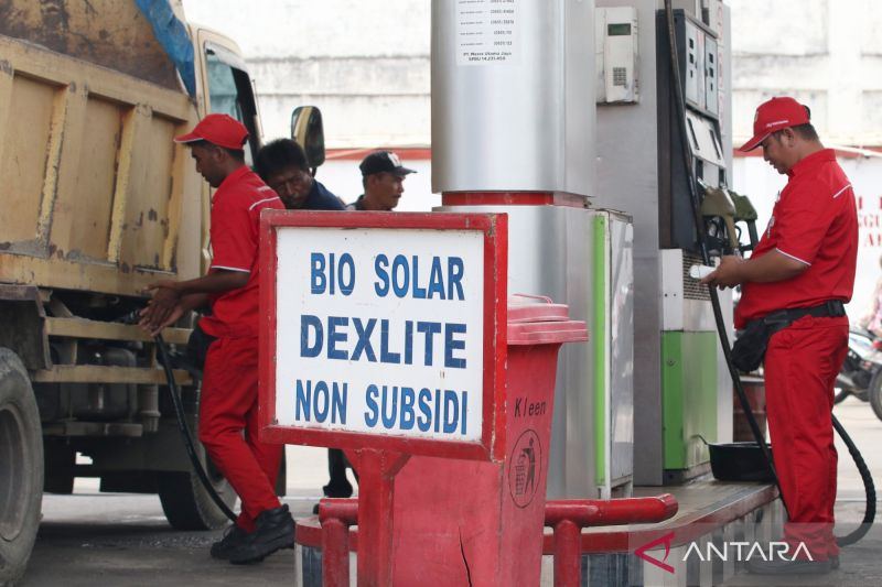 Pengamat dorong digitalisasi BBM subsidi untuk tekan beban APBN