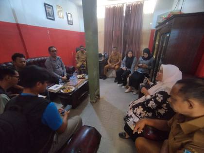 Kanwil Kemenkum Sultra Koordinasi Disperindag Buton tengah | LPP RRI