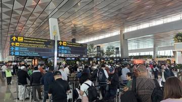 Penutupan Sementara Bandara Soetta Diperpanjang Sampai Pukul 17.30 WIB
