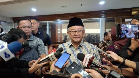 Mendikdasmen Abdul Mu'ti: Sekolah Terdampak Abu Krakatau Wajib PJJ Daring