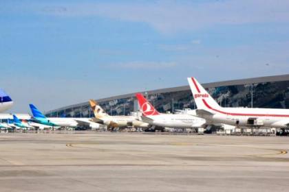 6 Bandara Ditutup hingga 18.00 WIB Imbas Erupsi Gunung Anak Krakatau, Evaluasi Setiap 4 Jam