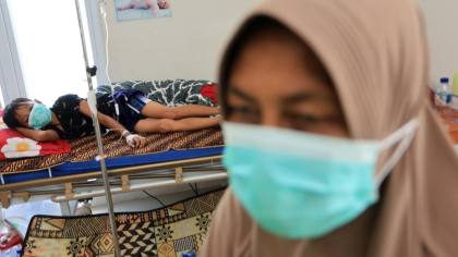 FOTO: Pasien-pasien ISPA Terdampak Karhutla di Sumatra