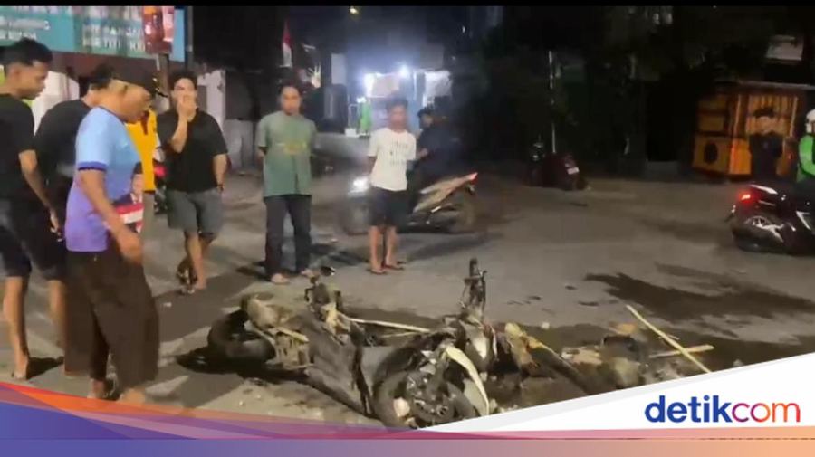 Geng Motor Serang Warga di Makassar, 4 Pelaku Ditangkap-1 Motor Dibakar