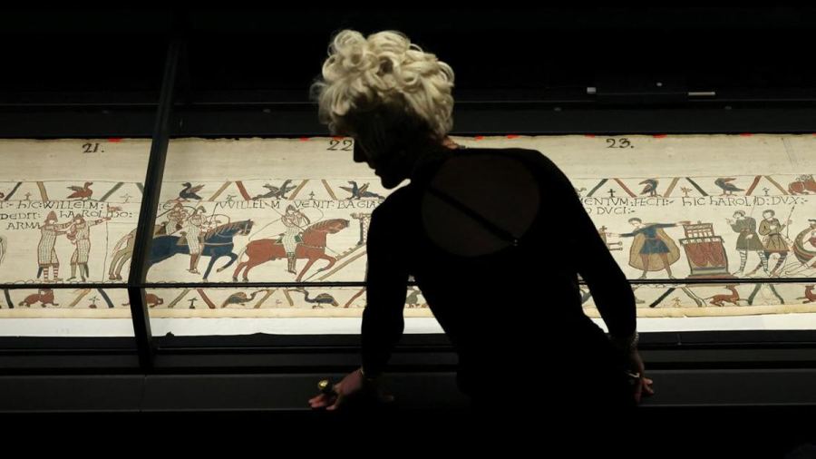 FOTO: Hilang Nyaris Seribu Tahun, Bayeux Tapestry Pulang ke Inggris