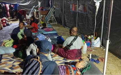 Sepuluh Hari Pascagempa NTT Kebutuhan Mendesak Penyintas Tenda, Makanan dan Air Bersih   