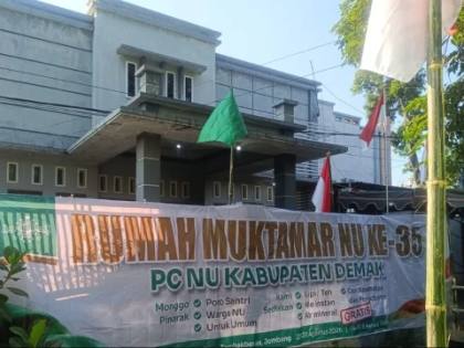 Rumah Muktamar dari NU Demak Layani Muktamirin di Jombang