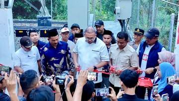 Andre Rosiade Resmikan BTS Telkomsel, Warga Talaok Tak Lagi Berburu Sinyal
