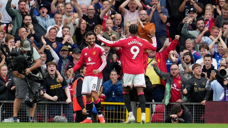 FOTO: MU Ngamuk di Babak 2 saat Hajar Ipswich, Fernandes Hattrick