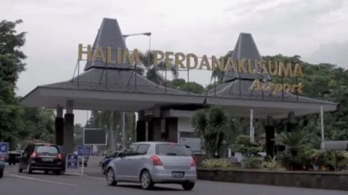 Penutupan Sementara Tiga Bandara Imbas Erupsi Gunung Anak Krakatau Diperpanjang: Soekarno-Hatta, Halim Perdanakusuma dan Radin Inten II