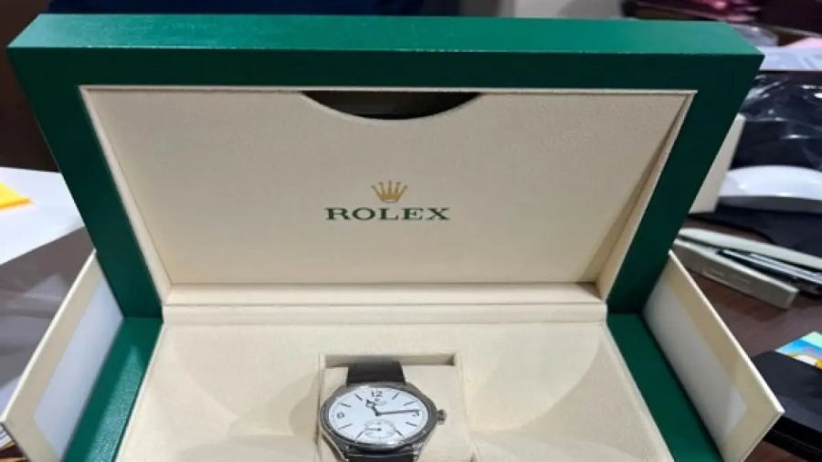 Kejagung Sita Aset Milik Eks Kepala BGN Dadan Hindayana, Ada Jam Tangan Rolex Seharga Rp 300 Juta