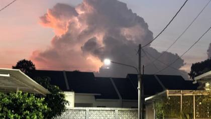 Apa Itu Awan Cumulonimbus yang Lekat dengan Hujan Lebat?