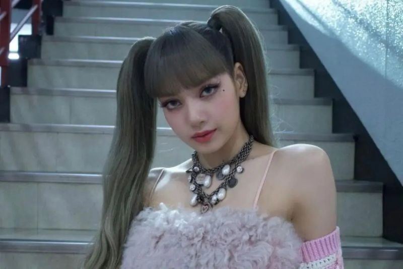 Lisa BLACKPINK siapkan album solo baru