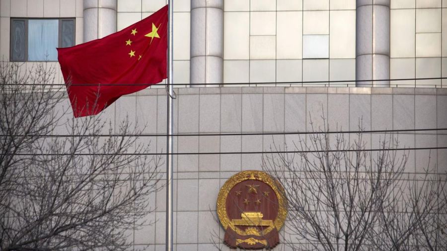 China Gelontorkan Rp 947 Triliun ke Bank dan Perusahaan Asuransi
