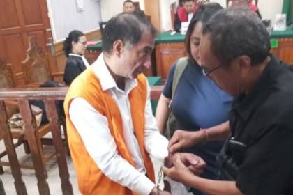 WN Inggris simpan 1,4 kg kokain di Bali divonis 9 tahun penjara