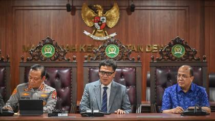 DPR Angkat Suara soal Pemblokiran Rekening Botok Aktivis Pati