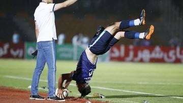 Pemain Ini Lagi-lagi Bikin Assist Salto Lemparan ke Dalam