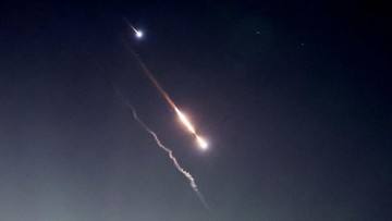 AS-Iran Panas Lagi, 8 Rudal di Langit Yordania Dicegat