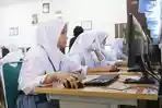Kunci Jawaban Bahasa Indonesia Kelas 11 Halaman 33 Edisi Revisi Aktivitas 1.11