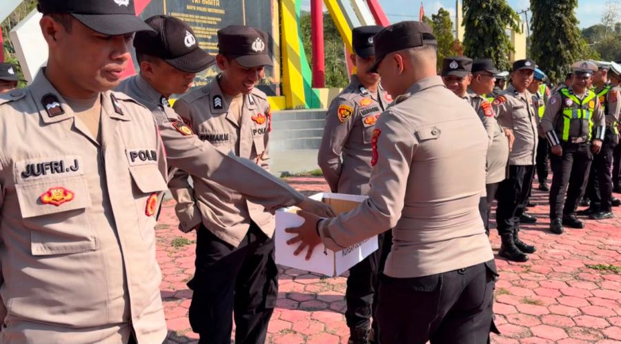 Peduli Duka NTT, Polres Buton Urunan Kirim Bantuan