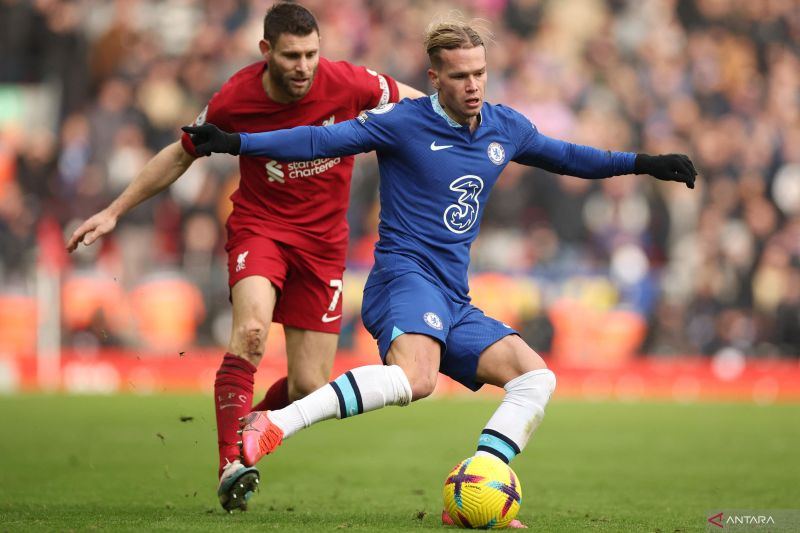 Tottenham pinjam Mudryk dan beli Adarabioyo dari Chelsea